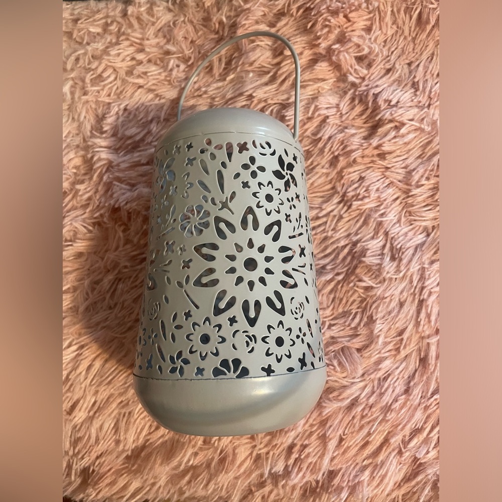 Candle lantern